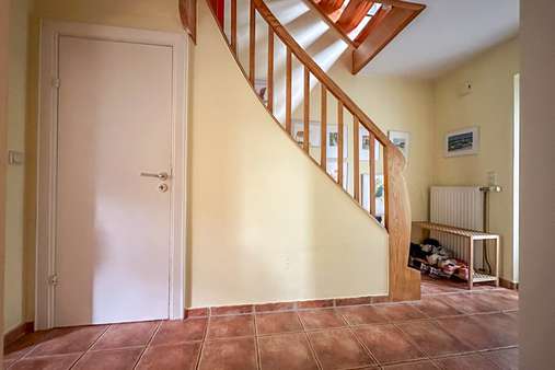 Flur Erdgeschoss Flur Erdgeschoss - Reihenmittelhaus in 24340 Eckernförde mit 79m² kaufen