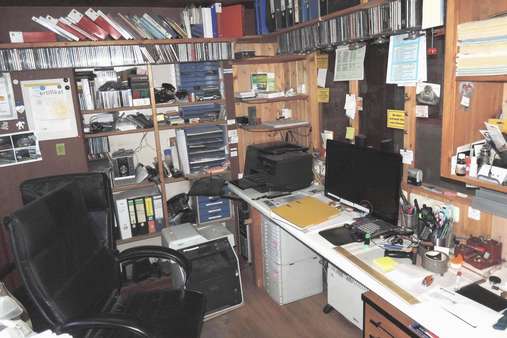 Büro - Werkstatt in 24148 Kiel mit 99m² kaufen