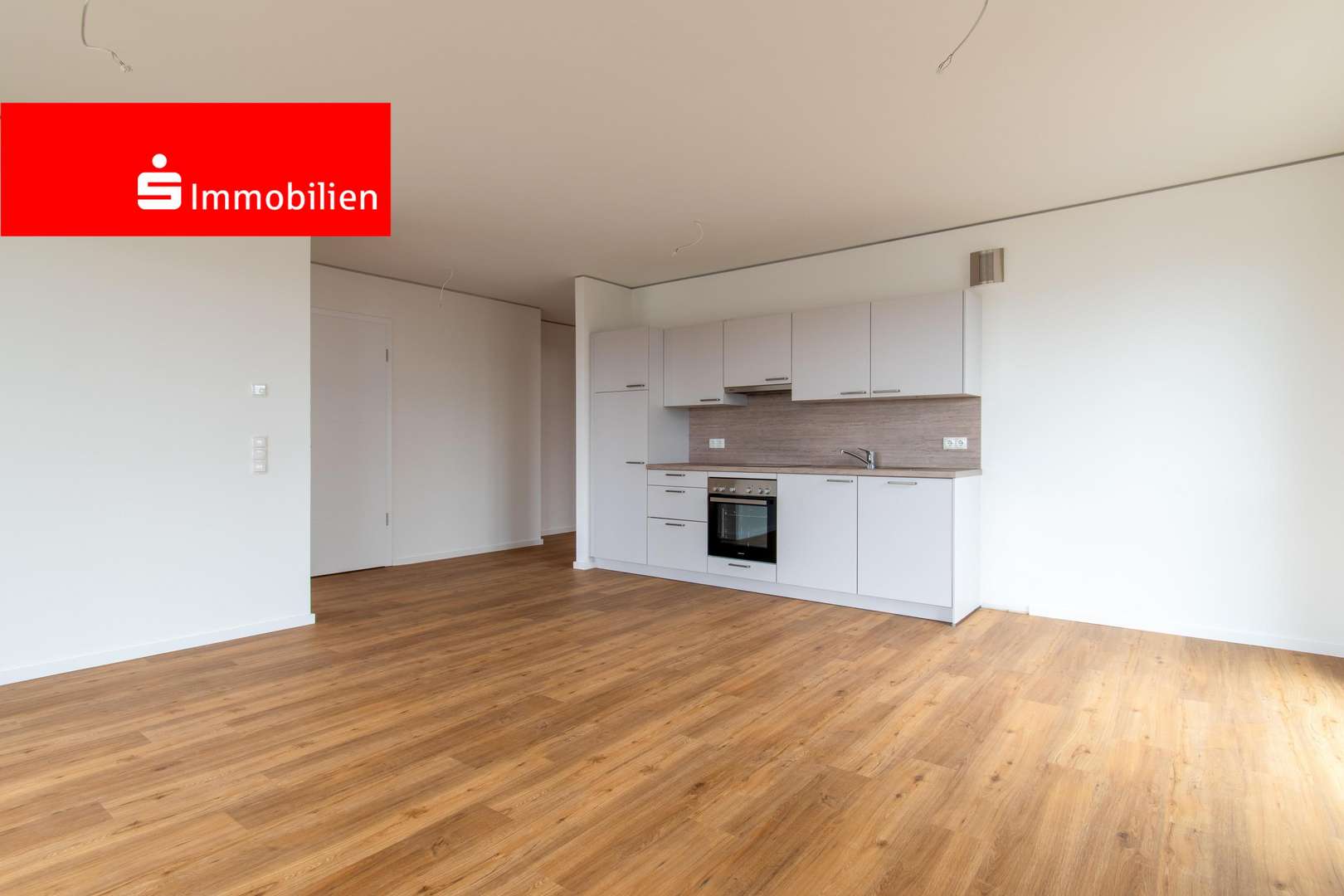 Wohn- und Esszimmer mit Küche - Etagenwohnung in 24211 Preetz mit 86m² mieten