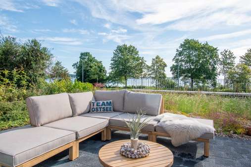 Terrasse mit Meerblick - Erdgeschosswohnung in 24340 Eckernförde mit 116m² kaufen