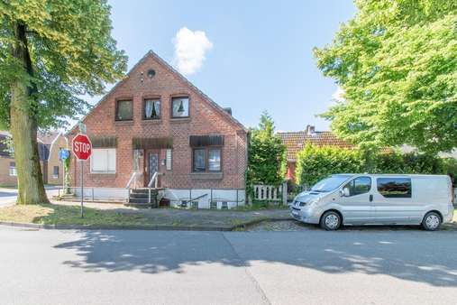 Straßenansicht - Wohnanlage in 24211 Preetz mit 319m² als Kapitalanlage kaufen