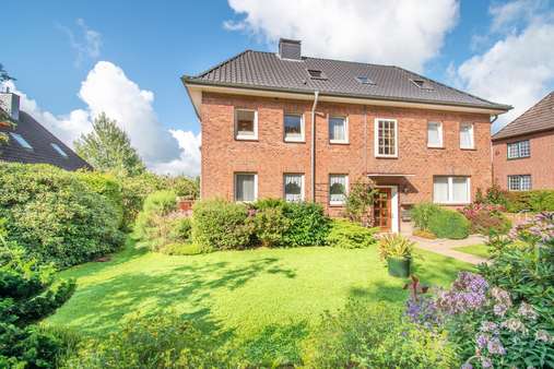 Straßenansicht - Zweifamilienhaus in 24594 Hohenwestedt mit 297m² kaufen