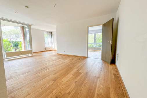 Wohnzimmer - Erdgeschosswohnung in 24340 Eckernförde mit 57m² kaufen