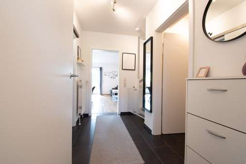 Hausflur - Doppelhaushälfte in 24354 Rieseby mit 106m² kaufen