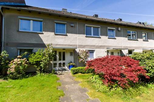 Vorderansicht - Reihenmittelhaus in 24119 Kronshagen mit 120m² kaufen