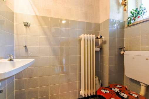 Gäste-WC - Reihenmittelhaus in 24119 Kronshagen mit 120m² kaufen