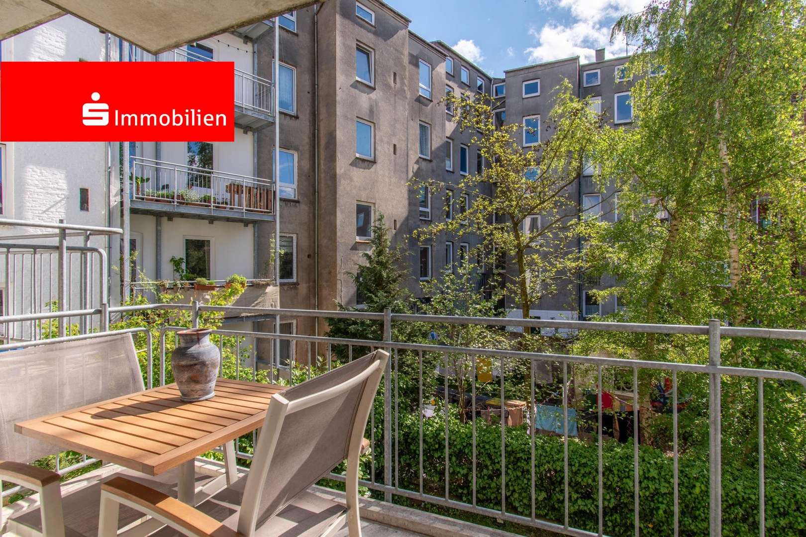 Balkon - Etagenwohnung in 24143 Kiel mit 49m² kaufen