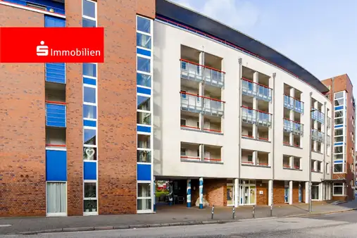 Zentral + ruhig mit Stellplatz und Dachterrasse