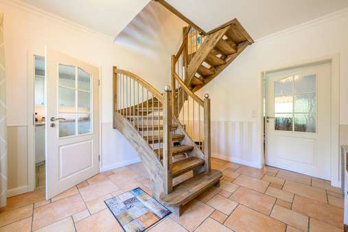 Diele Erdgeschoss Diele Erdgeschoss - Einfamilienhaus in 24582 Bordesholm mit 149m² kaufen