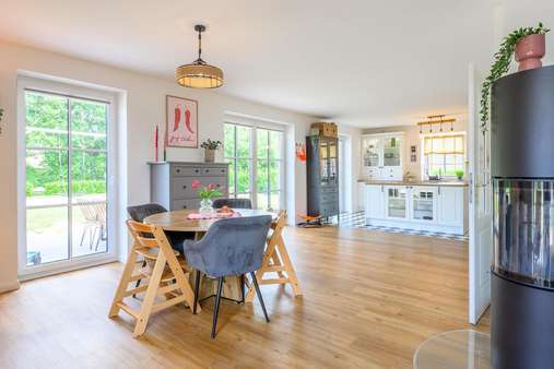 Offenes Wohn-/Esszimmer mit Küche Offenes Wohn-/Esszimmer mit Küche - Einfamilienhaus in 24857 Borgwedel mit 127m² kaufen