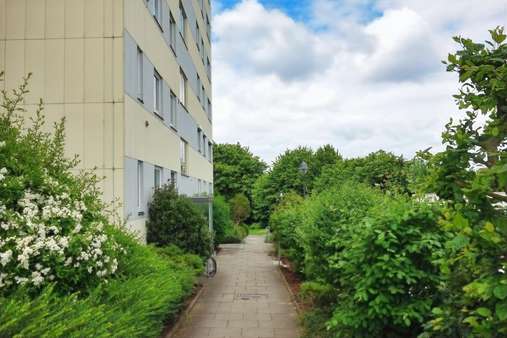 Eingangsseite Eingangsseite - Erdgeschosswohnung in 24147 Kiel mit 42m² kaufen