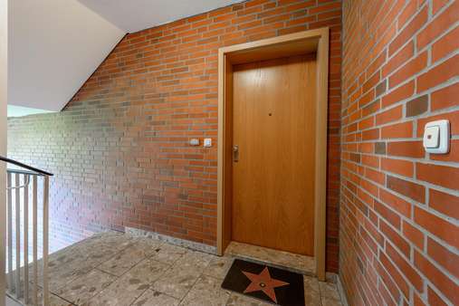 Wohnungseingang Wohnungseingang - Etagenwohnung in 24782 Büdelsdorf mit 73m² kaufen