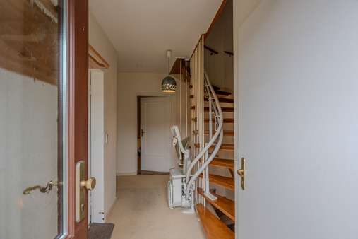 Flur Flur - Doppelhaushälfte in 24321 Lütjenburg mit 108m² kaufen