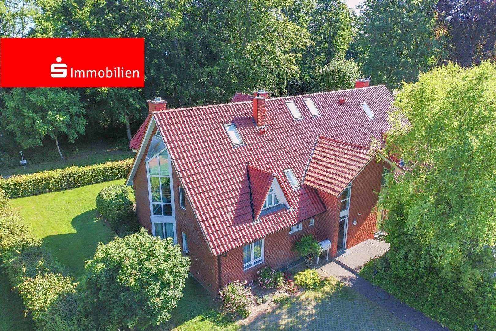 Ansicht zum Haus Ansicht zum Haus - Erdgeschosswohnung in 24321 Hohwacht mit 60m² kaufen