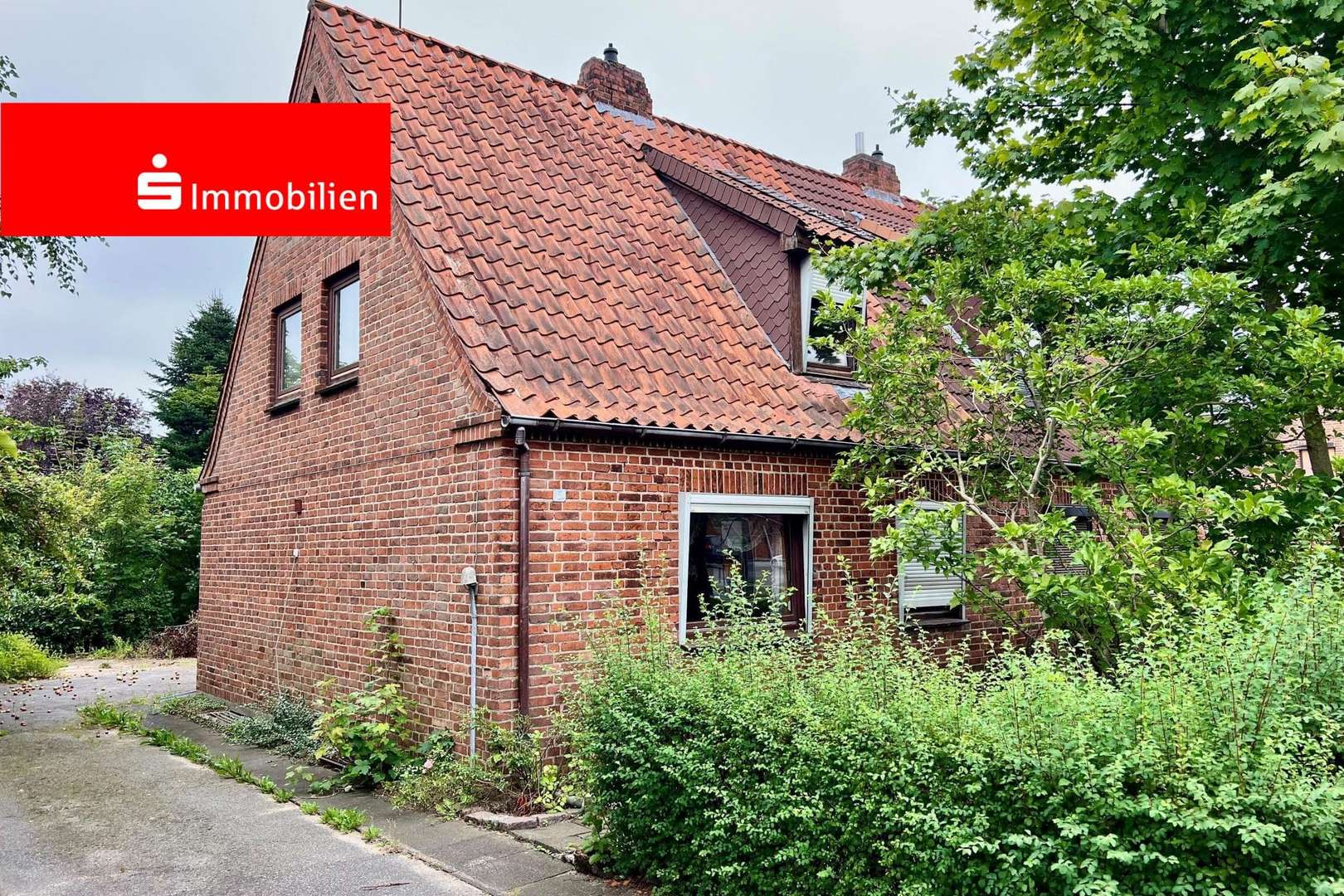 Strassenansicht - Doppelhaushälfte in 24601 Wankendorf mit 73m² kaufen