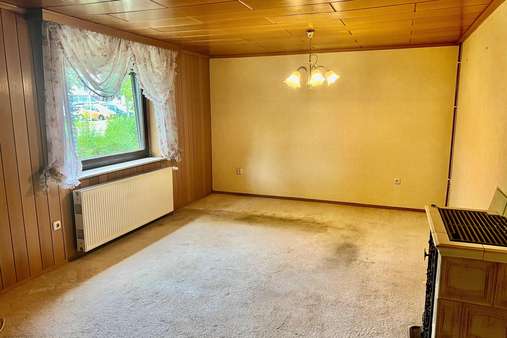 Wohnzimmer - Doppelhaushälfte in 24601 Wankendorf mit 73m² kaufen