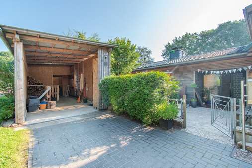 Hofauffahrt Hofauffahrt - Einfamilienhaus in 25585 Lütjenwestedt mit 145m² kaufen
