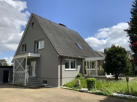 Titelbild - Einfamilienhaus in 25479 Ellerau mit 147m² kaufen