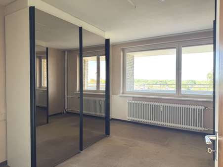Schlafzimmer Schlafzimmer - Etagenwohnung in 24119 Kronshagen mit 94m² kaufen
