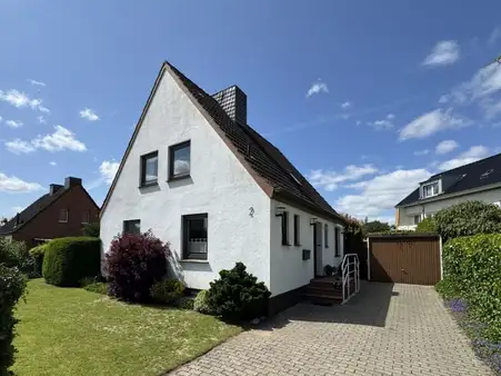 Schönes Einfamilienhaus in Seenähe!