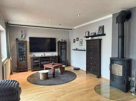 Wohnzimmer Wohnzimmer - Reihenendhaus in 24146 Kiel mit 134m² kaufen