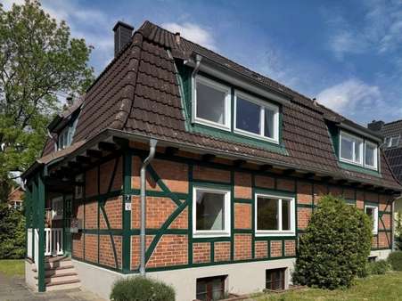 Eingang links Eingang links - Mehrfamilienhaus in 24111 Kiel mit 219m² kaufen