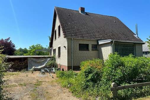 Außenansicht - Zweifamilienhaus in 23738 Manhagen mit 220m² kaufen