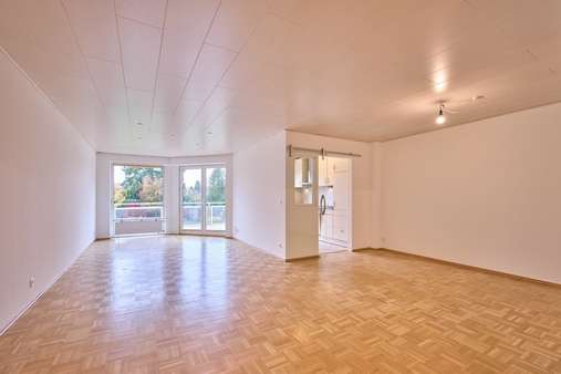 Wohnzimmer - Etagenwohnung in 22145 Hamburg mit 102m² kaufen