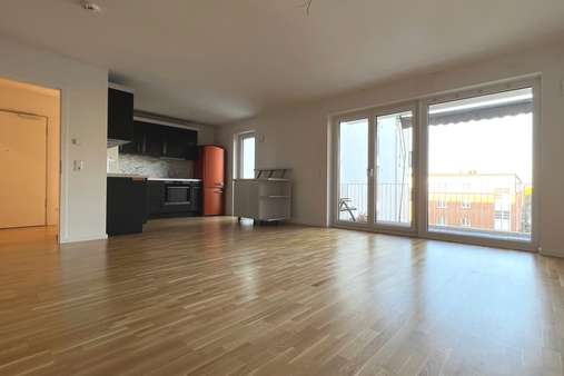 Wohnzimmer - Etagenwohnung in 21035 Hamburg mit 102m² kaufen