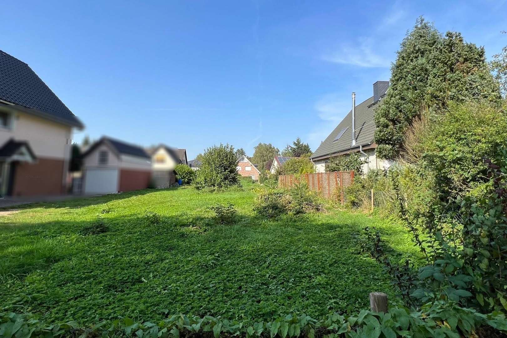 Blick von der Straße Blick von der Straße - Grundstück in 21465 Wentorf mit 585m² kaufen