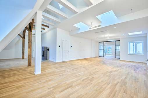 Wohn- und Essbereich - Etagenwohnung in 20144 Hamburg mit 216m² kaufen
