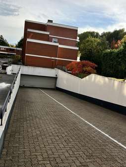 Zufahrt Tiefgarage Zufahrt Tiefgarage - Etagenwohnung in 23556 Lübeck mit 64m² kaufen