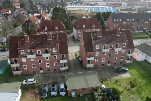 Zwei Mehrfamilienhäuser zzgl. Baugrundstück