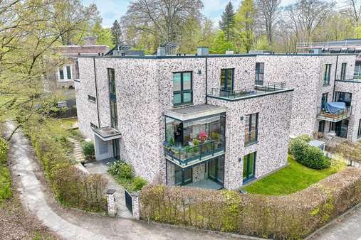 3 - Erdgeschosswohnung in 22391 Hamburg mit 178m² kaufen