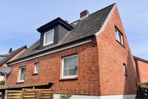 Hintere Ansicht - Einfamilienhaus in 23843 Bad Oldesloe mit 95m² kaufen