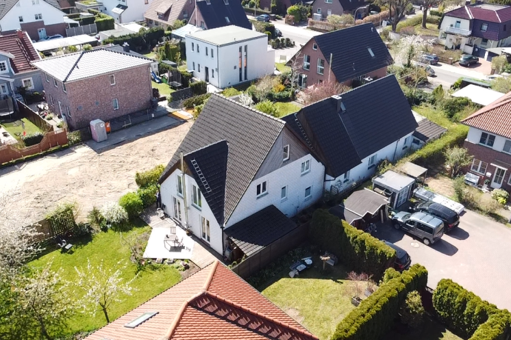 null - Zweifamilienhaus in 22848 Norderstedt mit 300m² kaufen