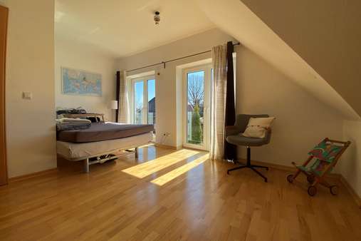 Zimmer Anbau - Zweifamilienhaus in 22848 Norderstedt mit 300m² kaufen