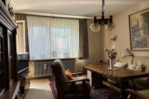 Wohnzimmer - Etagenwohnung in 23843 Bad Oldesloe mit 72m² kaufen