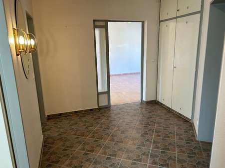 null - Etagenwohnung in 23611 Bad Schwartau mit 99m² kaufen