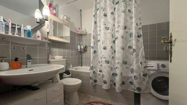 Wannenbad - Etagenwohnung in 21509 Glinde mit 72m² kaufen