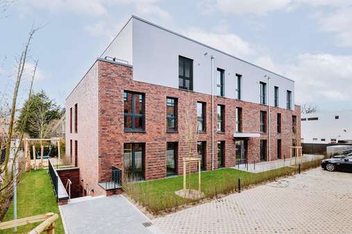 Etagenwohnung in 22359 Hamburg mit 114m² kaufen