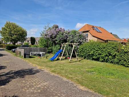 Garten Spielplatz - Einfamilienhaus in 23743 Grömitz mit 222m² kaufen