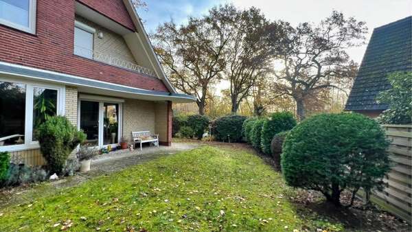 Terrasse und Loggia Terrasse und Loggia - Zweifamilienhaus in 21509 Glinde mit 180m² kaufen