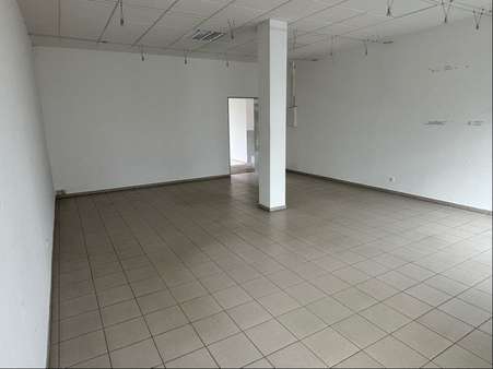 Laden - Büro in 22949 Ammersbek mit 101m² mieten