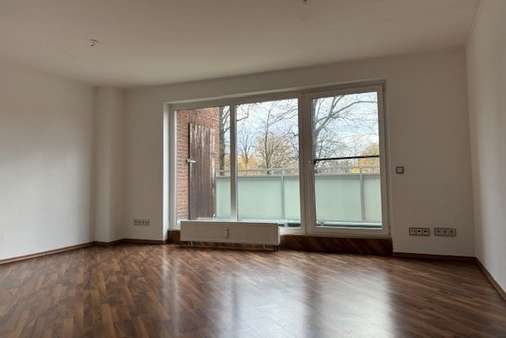 Wohnzimmer - Etagenwohnung in 22941 Bargteheide mit 65m² kaufen