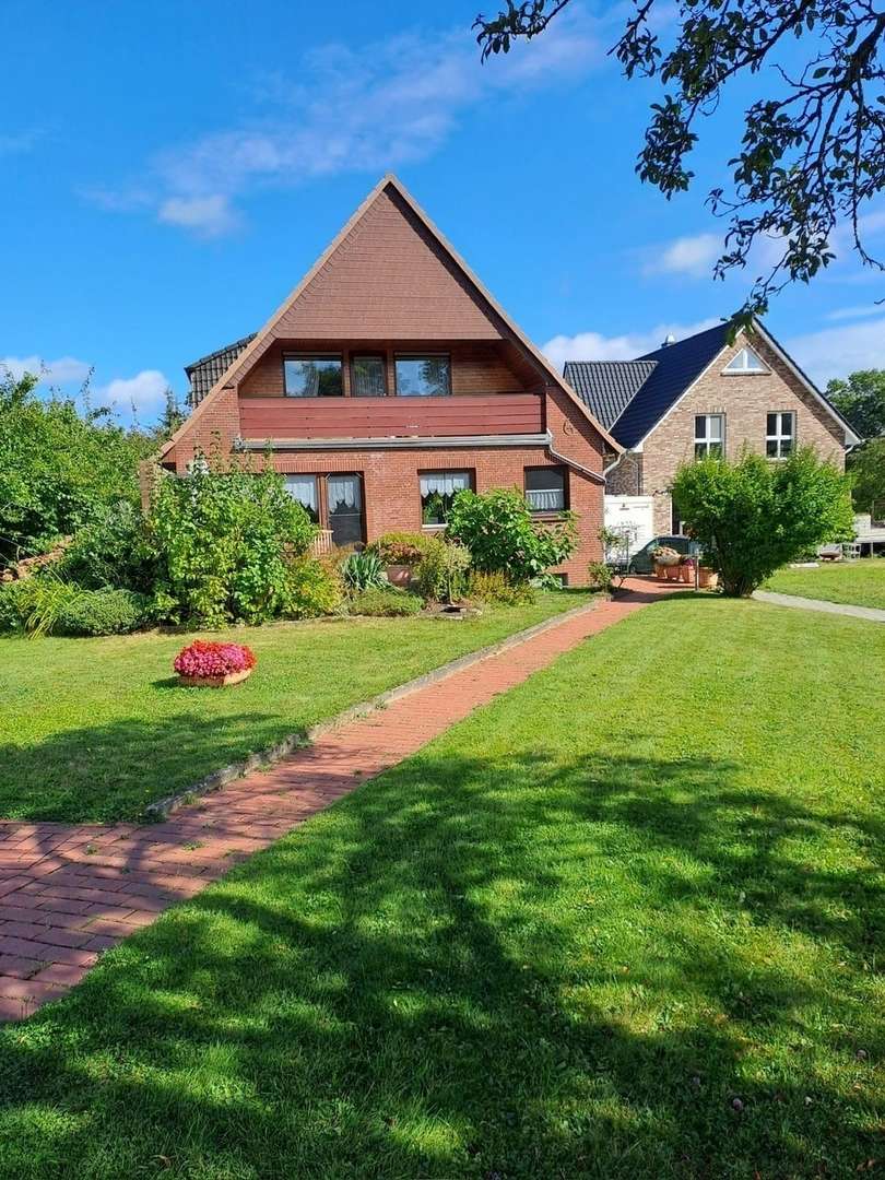 Vorderansicht - Einfamilienhaus in 24159 Kiel mit 270m² kaufen