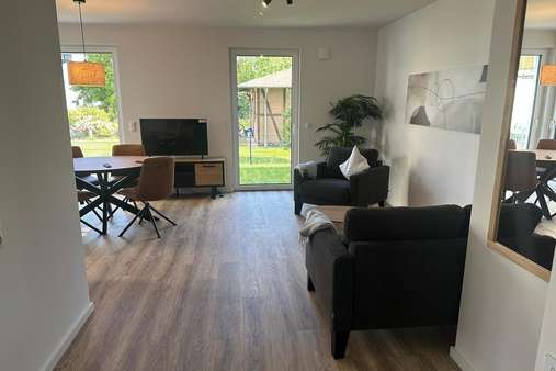 Flur/Wohnen/Essen - Erdgeschosswohnung in 23747 Dahme mit 68m² kaufen