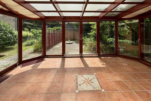 Wintergarten - Einfamilienhaus in 22457 Hamburg mit 157m² kaufen