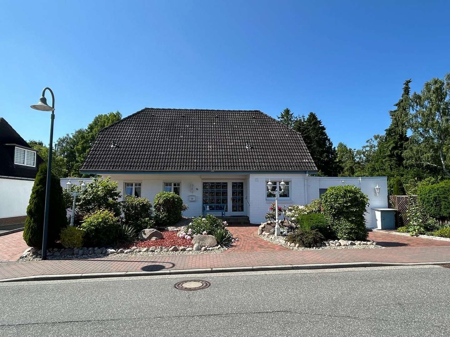 Ansicht Ansicht - Zweifamilienhaus in 23683 Scharbeutz mit 185m² kaufen