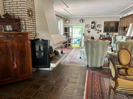 Wohnzimmer Wohnzimmer - Zweifamilienhaus in 23683 Scharbeutz mit 185m² kaufen